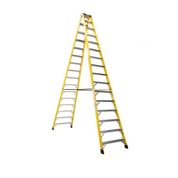 16 ft Fiberglass Stepladder