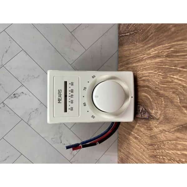 , Light Duty Heat or Cool, Vertical SPDT, 1/4HP, at 120 VAC, 1/2HP at VAC