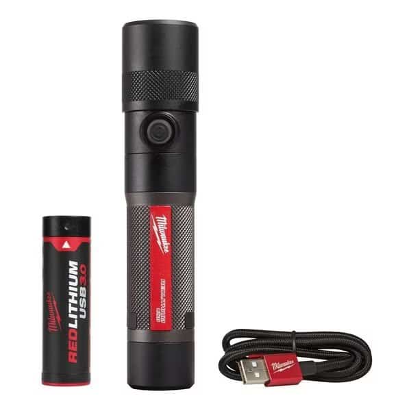 REDLITHIUM USB Twist Focus Flashlight (1,100 Lumens)