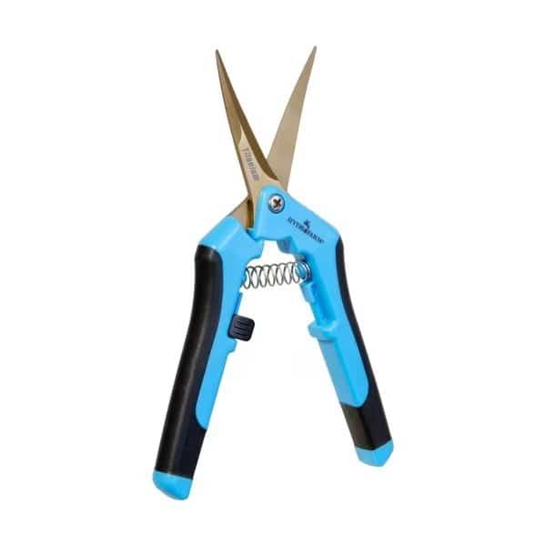 Precision Curved Titanium Blad