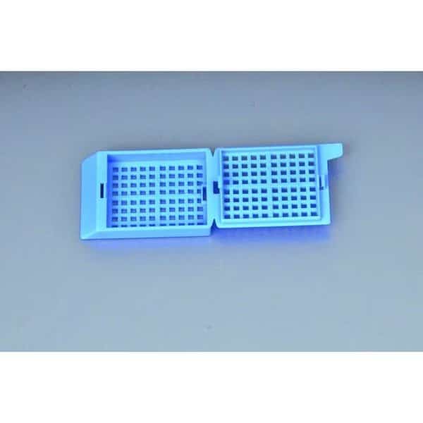 BIOPSY CASSETTE, 45 DegreeANGLE W/REMOVABLE LID&STRIPE HOLES WHITE, PK 2000
