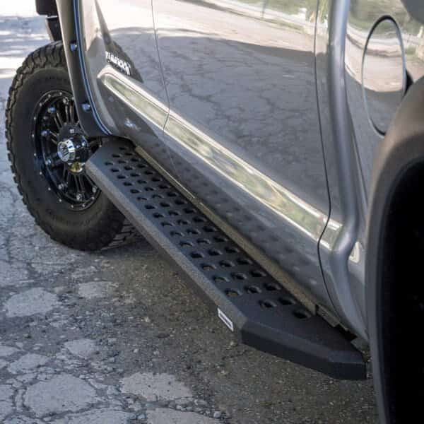 09-14 RAM 1500 QUAD CAB RB20 RUNNING BOARDS BLACK POLYUREA