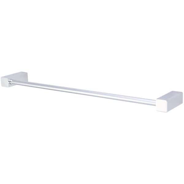 Towel Bar in Chrome