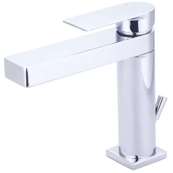 Single Handle Lavatory Faucet in Chrome