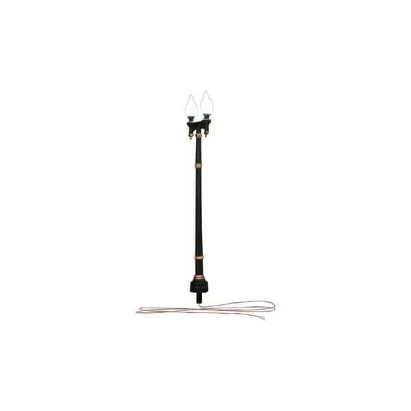 HO Double Lamp Post Street Light