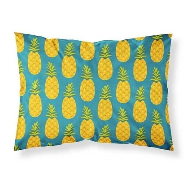 Carolines Treasures BB5145PILLOWCASE Pineapples on Teal Fabric Standard Pillowcase