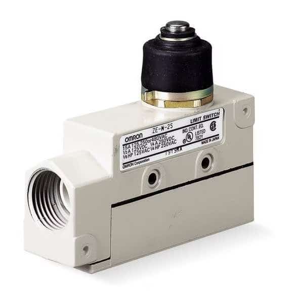 Limit Switch, Plunger, SPDT, 15A @ 480V AC, Actuator Location: Top