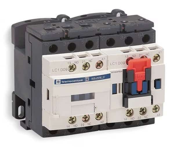 IEC Magnetic Contactor, 3 Poles, 24 V DC, 18 A, Reversing: Yes