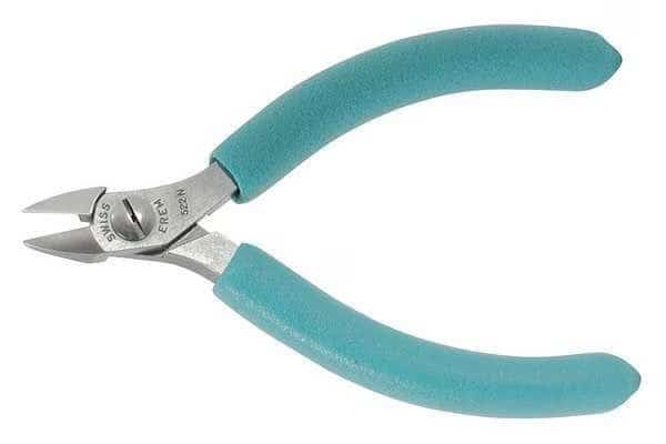 4 1/2 in 500 Diagonal Cutting Plier Flush Cut Narrow Nose Uninsulated