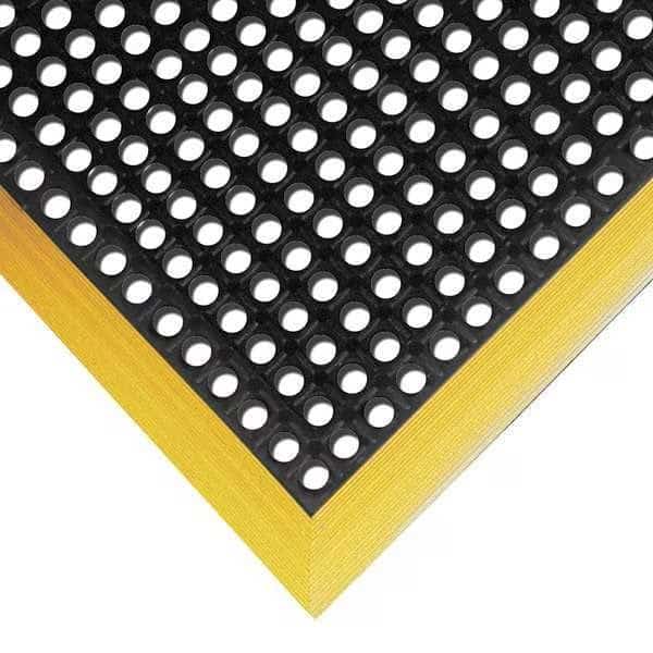 Antifatigue Mat, 40 in L x 38 in W, 7/8 in Thickness, Rubber, Mini-Diamond Studded Top, Black