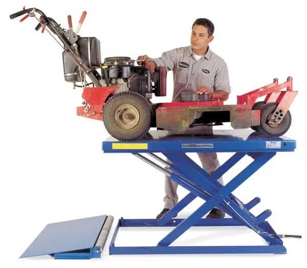 Scissor Lift Table, 4400 lb. Cap, 230V, 45-1/2"W, 61-1/2"L