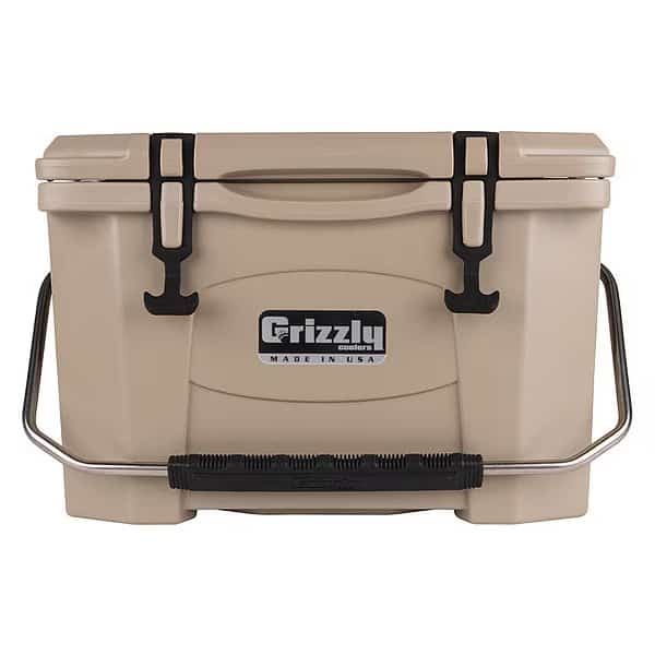 Marine Chest Cooler, Hard Sided, 20.0 qt.
