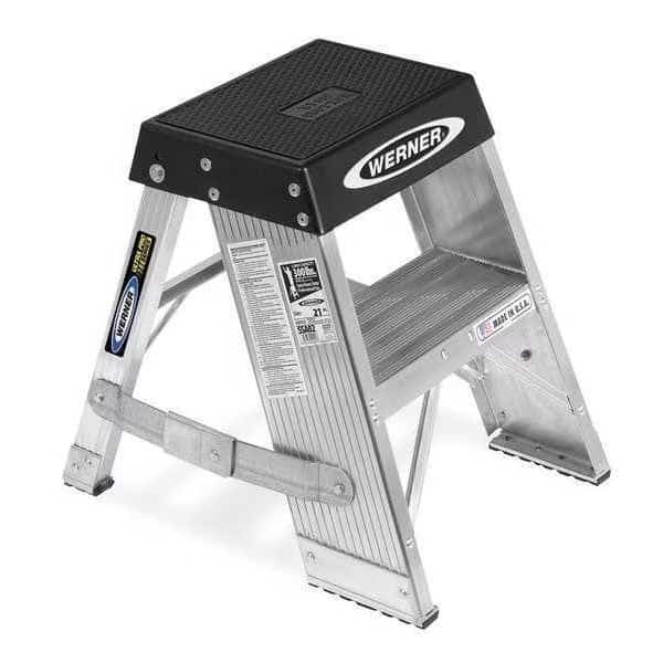 2 Steps, Aluminum Step Stand, 375 lb. Load Capacity, Silver/Black, Werner, Mfr#: SSA02