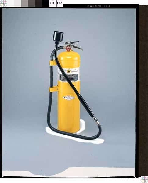 Fire Extinguisher, 30 lb Capacity, Class D , UL RatingD , Sodium Chloride 24 sec, Discharge Time: