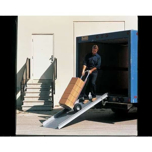 Walk Ramp, Apron End, 1000lb, 28-3/4Inx16ft, Magliner, Mfr#: VR29162