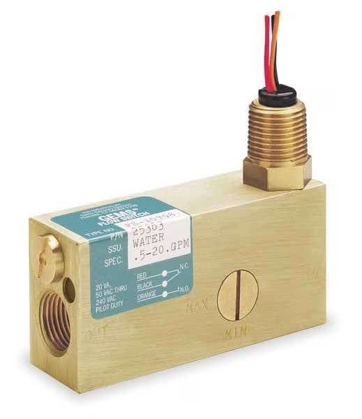1/2" FNPT SPDT Liquid Flow Switch 0.5 to 20 gpm