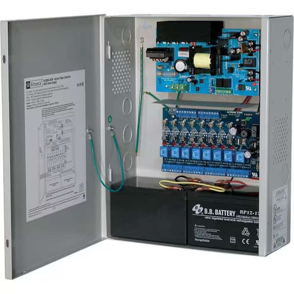 Power Supply 8 Fuse 12VDC Or 24VDC at 6A